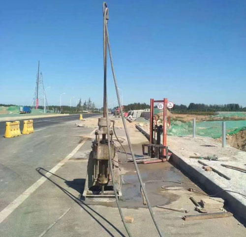 聂荣公路高聚物注浆加固